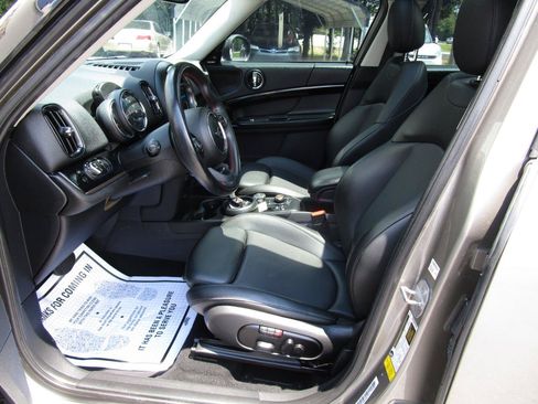 Used 2019 MINI Cooper Countryman S w/ Premium Package FWD image 18