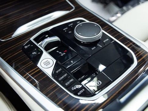 New 2026 BMW X5 xDrive40i AWD/4WD image 21