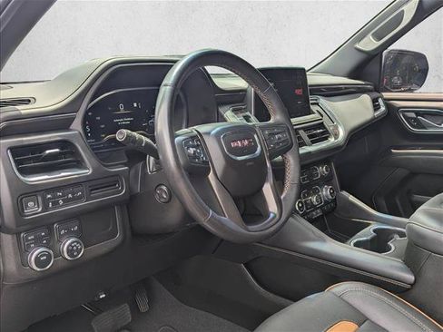 Used 2022 GMC Yukon XL AT4 AWD/4WD image 9