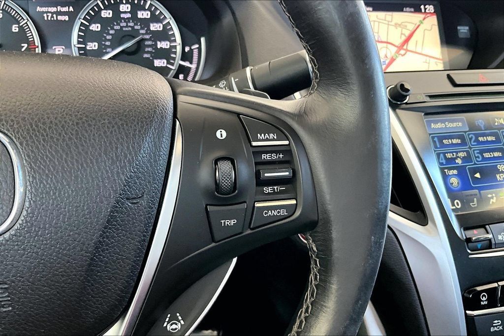 Used 2016 Acura TLX w/ Technology Package FWD image 12