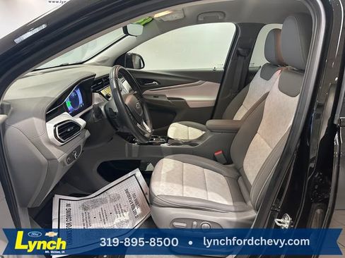 Used 2023 Chevrolet Bolt EUV Premier FWD image 5