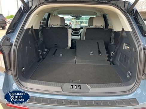 New 2026 Ford Explorer Active w/ Active Comfort Package RWD image 13