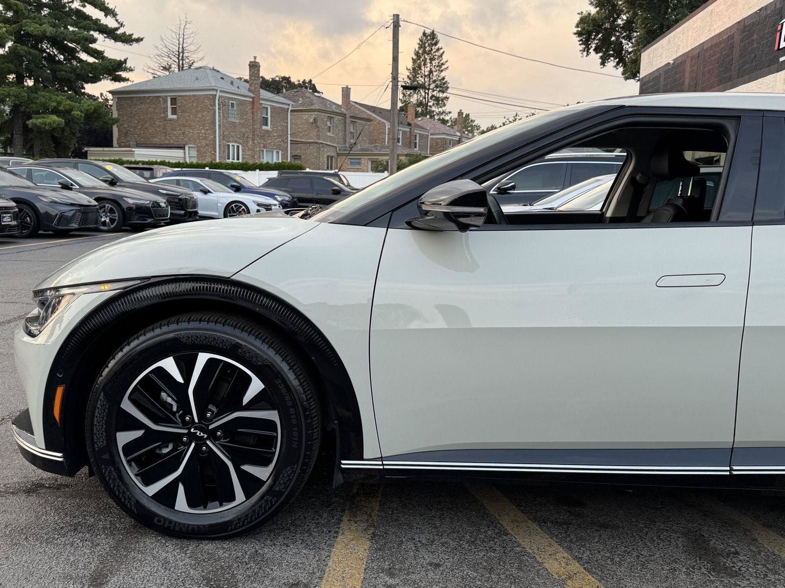 Used 2023 Kia EV6 Wind w/ Wind Technology Package AWD/4WD image 4