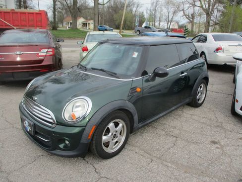 Used 2011 MINI Cooper Hardtop image 3