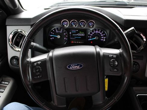 Used 2016 Ford F250 Lariat w/ Lariat Ultimate Package AWD/4WD image 11