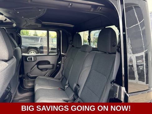 New 2026 Jeep Gladiator Sport AWD/4WD image 14