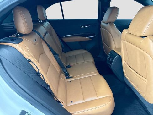 Used 2019 Cadillac XT4 Premium Luxury FWD image 21