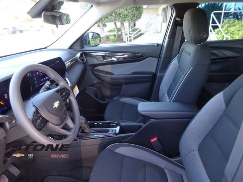 New 2026 Chevrolet TrailBlazer LS image 13