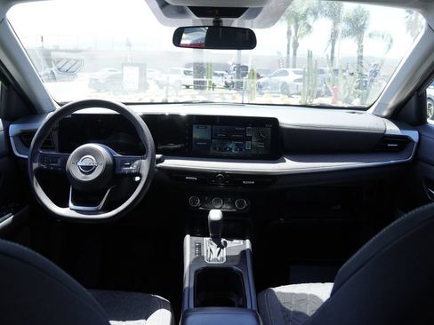 Used 2025 Nissan Kicks SV FWD image 26
