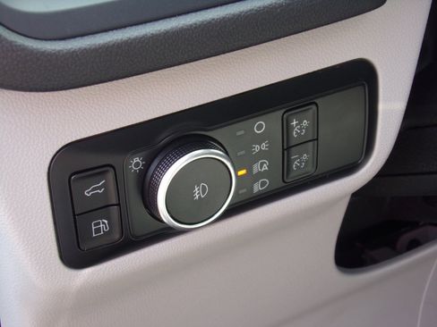 Used 2023 Ford Escape SE image 14