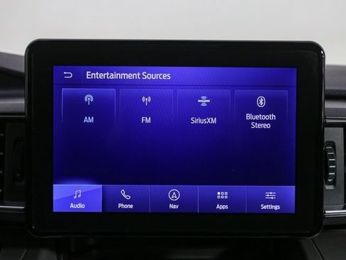 Used 2022 Ford Explorer XLT w/ Equipment Group 202A image 23