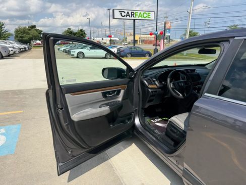 Used 2019 Honda CR-V EX image 17