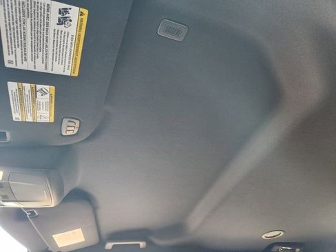 Used 2021 Ford Expedition XLT image 25