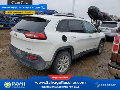 Used 2017 Jeep Cherokee Latitude AWD/4WD image 4