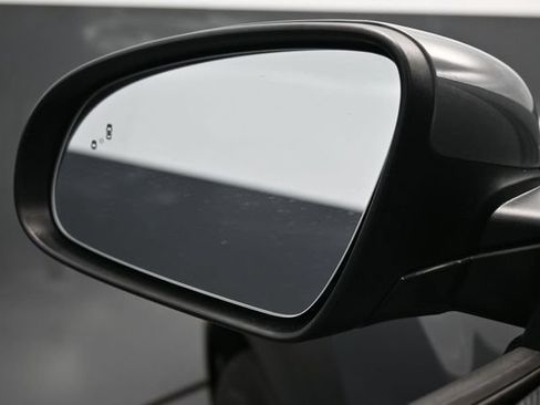 Used 2023 Hyundai Kona SEL FWD image 4