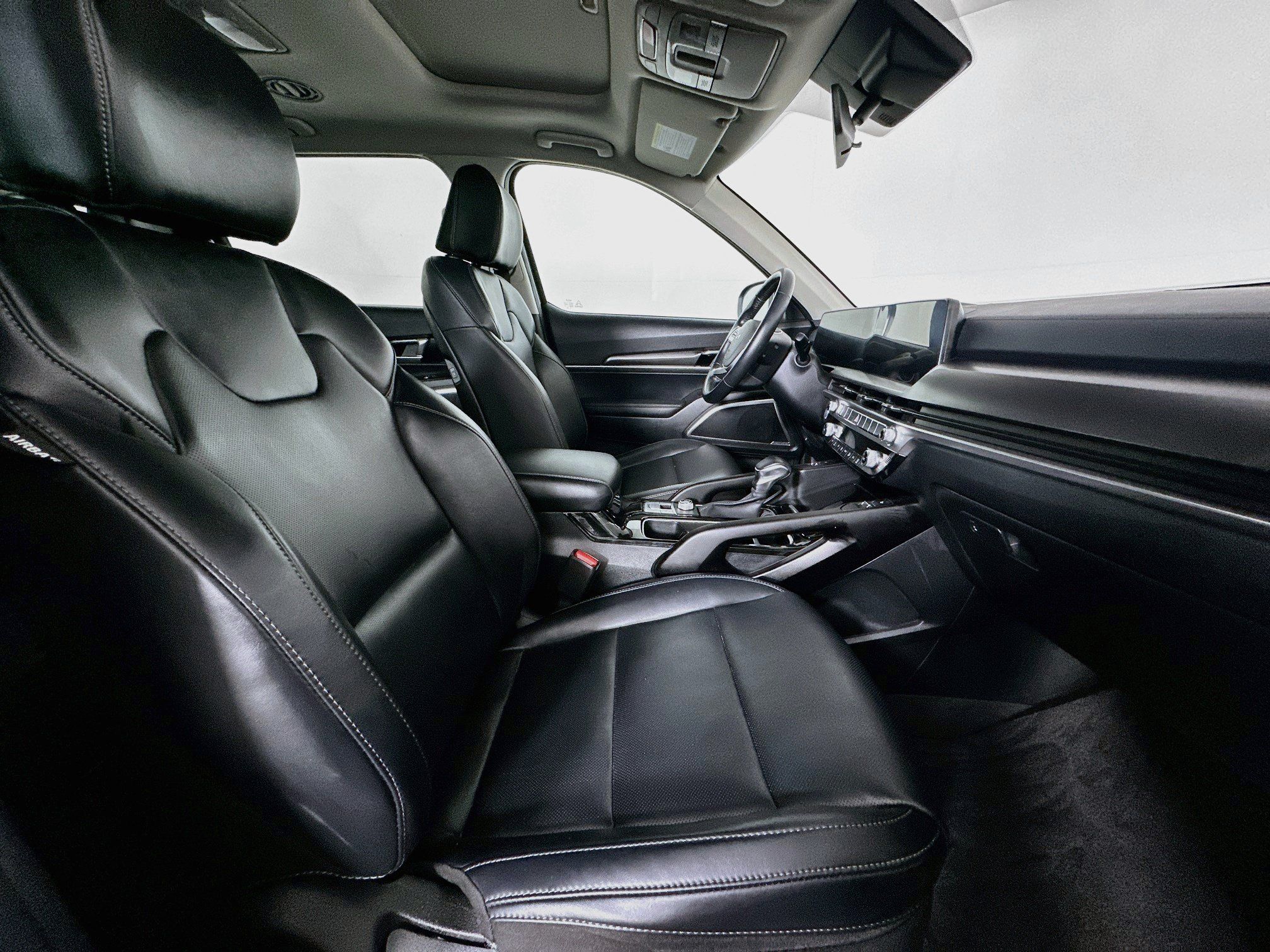 Used 2025 Kia Telluride S FWD image 34