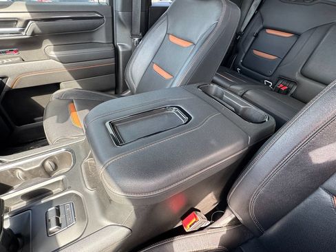 Used 2022 GMC Sierra 1500 AT4 w/ AT4 Premium Package AWD/4WD image 26