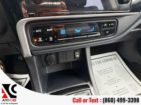 Used 2017 Toyota Corolla SE image 20