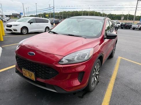 Used 2020 Ford Escape SE Sport AWD/4WD image 1