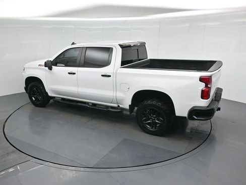 Used 2019 Chevrolet Silverado 1500 LT Trail Boss image 42