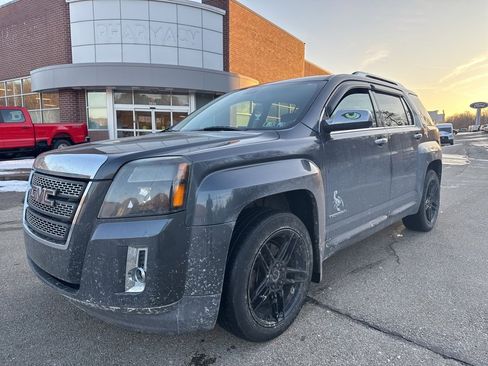 Used 2011 GMC Terrain SLT image 2