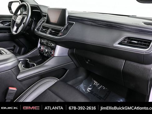 Used 2024 GMC Yukon SLT image 23