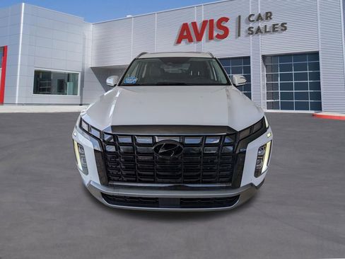 Used 2025 Hyundai Palisade Limited FWD image 2