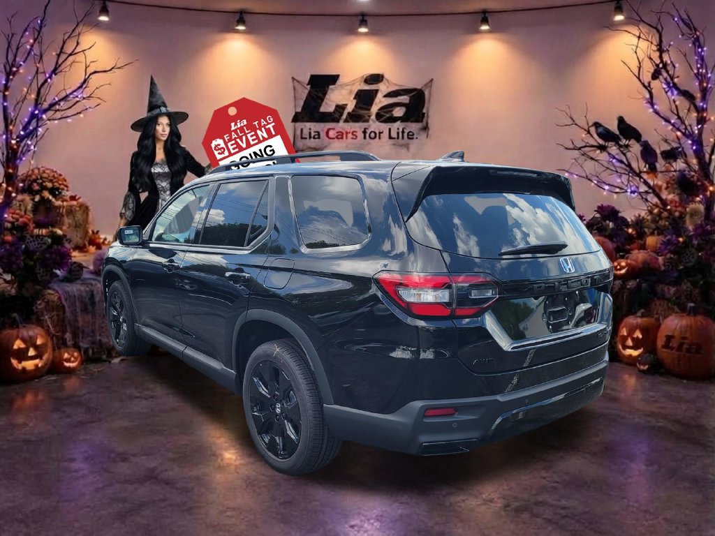 New 2026 Honda Pilot Black Edition image 8
