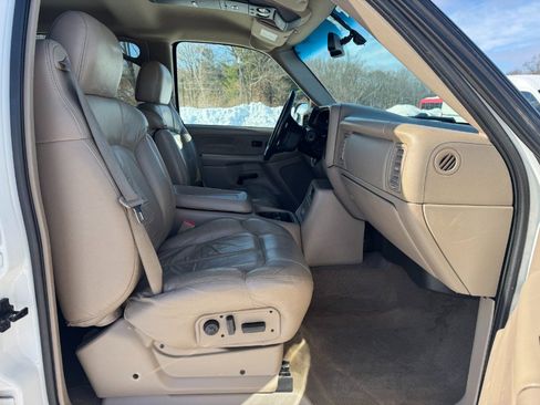 Used 2002 Chevrolet Silverado 1500 LT w/ Off-Road Skid Plate Pkg image 18