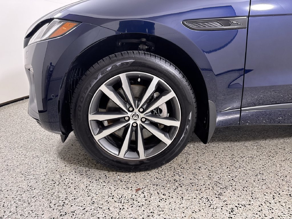 Used 2026 Jaguar F-PACE R-Dynamic S AWD/4WD image 10