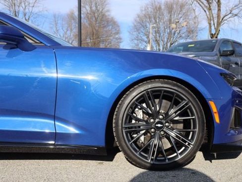 Used 2019 Chevrolet Camaro ZL1 image 13