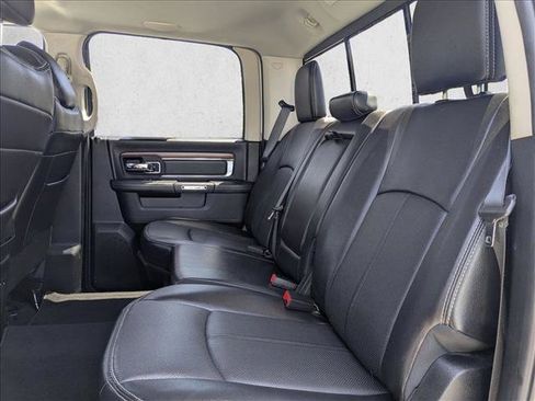 Used 2018 RAM 1500 Laramie w/ Convenience Group AWD/4WD image 20