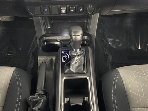 Certified 2023 Toyota Tacoma TRD Off-Road image 16