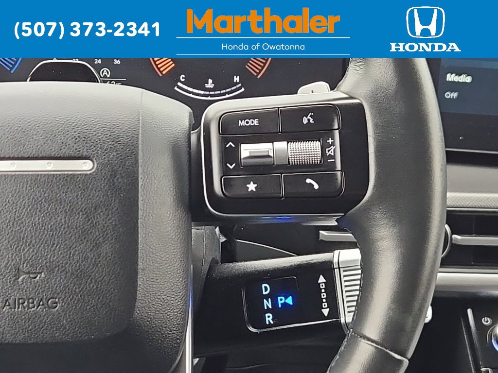 Used 2026 Hyundai Santa Fe SEL FWD image 25