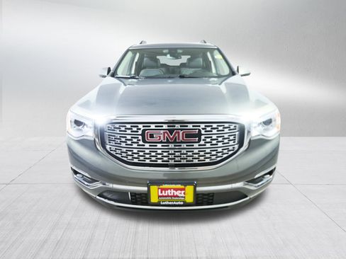 Used 2018 GMC Acadia Denali w/ Technology Package image 2