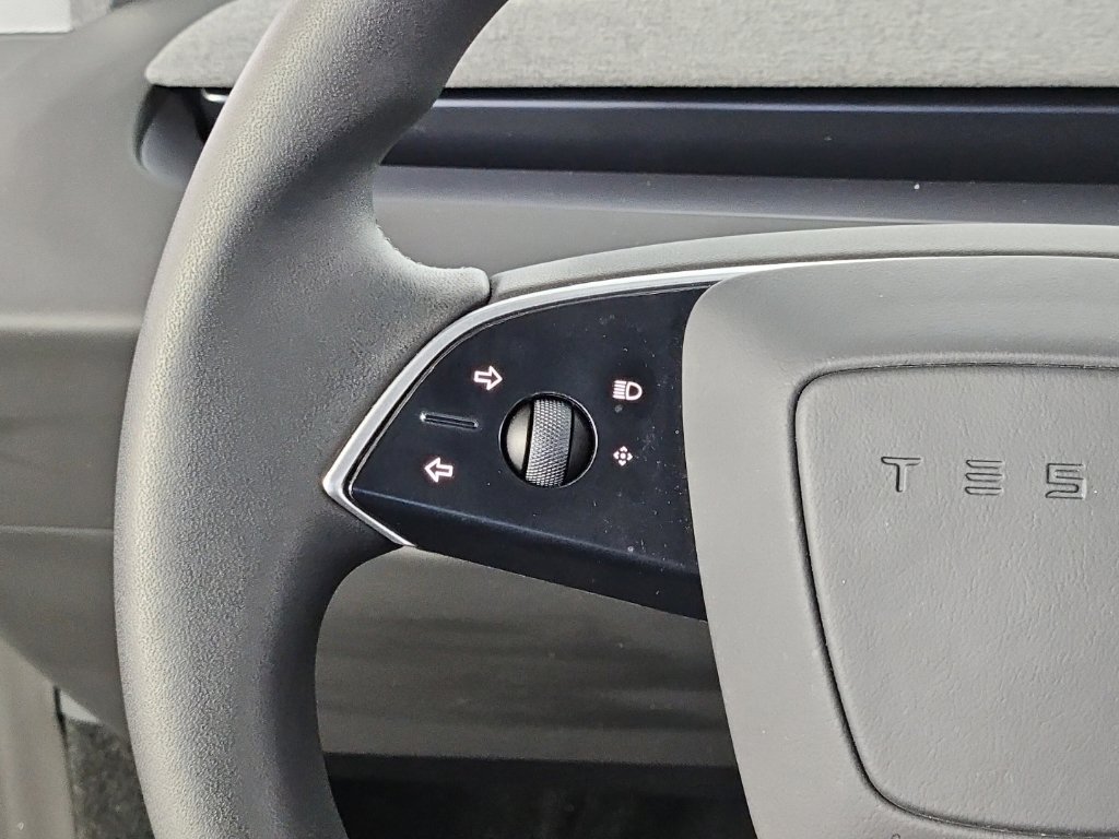 Used 2025 Tesla Model 3 Long Range RWD image 29