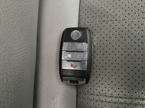 Used 2014 Kia Sorento LX w/ Premium Package image 32