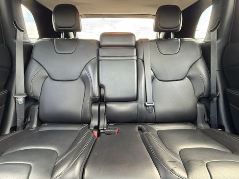 Used 2016 Jeep Cherokee Limited AWD/4WD image 22