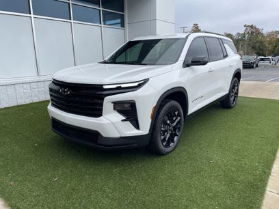 New 2026 Chevrolet Traverse LT w/ Midnight/Sport Edition