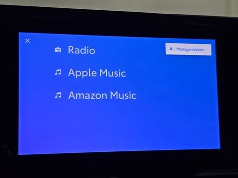 Used 2023 Toyota Corolla LE image 4