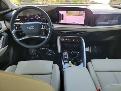 Used 2025 Audi Q5 Prestige AWD/4WD image 13