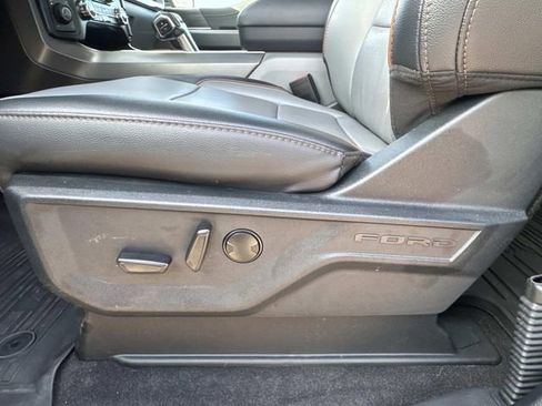 Used 2025 Ford F150 Lariat w/ Equipment Group 501A Mid image 12