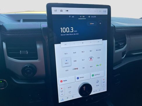 Used 2024 Ford Expedition Timberline image 15