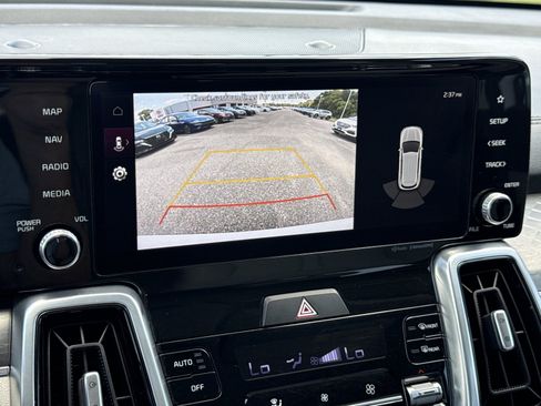 Used 2022 Kia Sorento SX FWD image 28