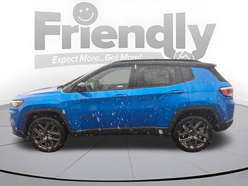 Used 2026 Jeep Compass Limited AWD/4WD image 8