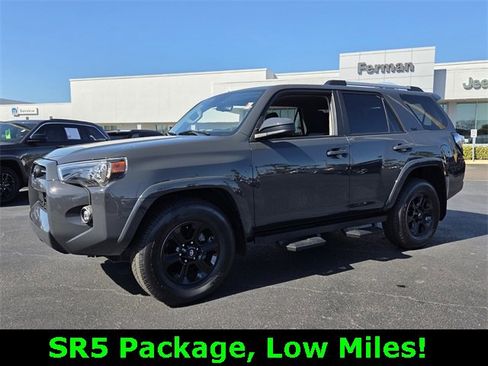 Used 2024 Toyota 4Runner SR5 image 3