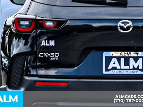 Used 2025 MAZDA CX-50 AWD 2.5 S w/ Preferred Package image 13