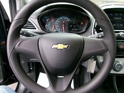 Used 2022 Chevrolet Spark LS image 19