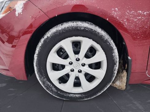 Certified 2022 Toyota Corolla LE image 14