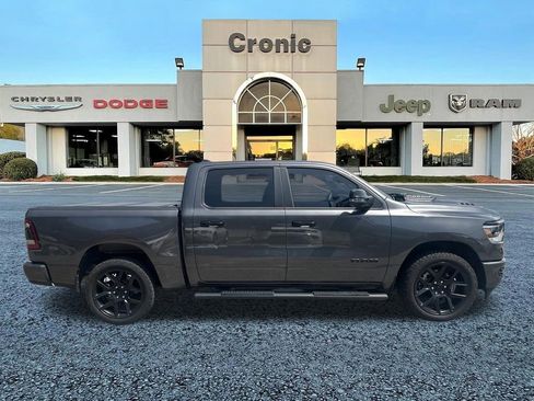 Used 2024 RAM 1500 Laramie AWD/4WD image 2